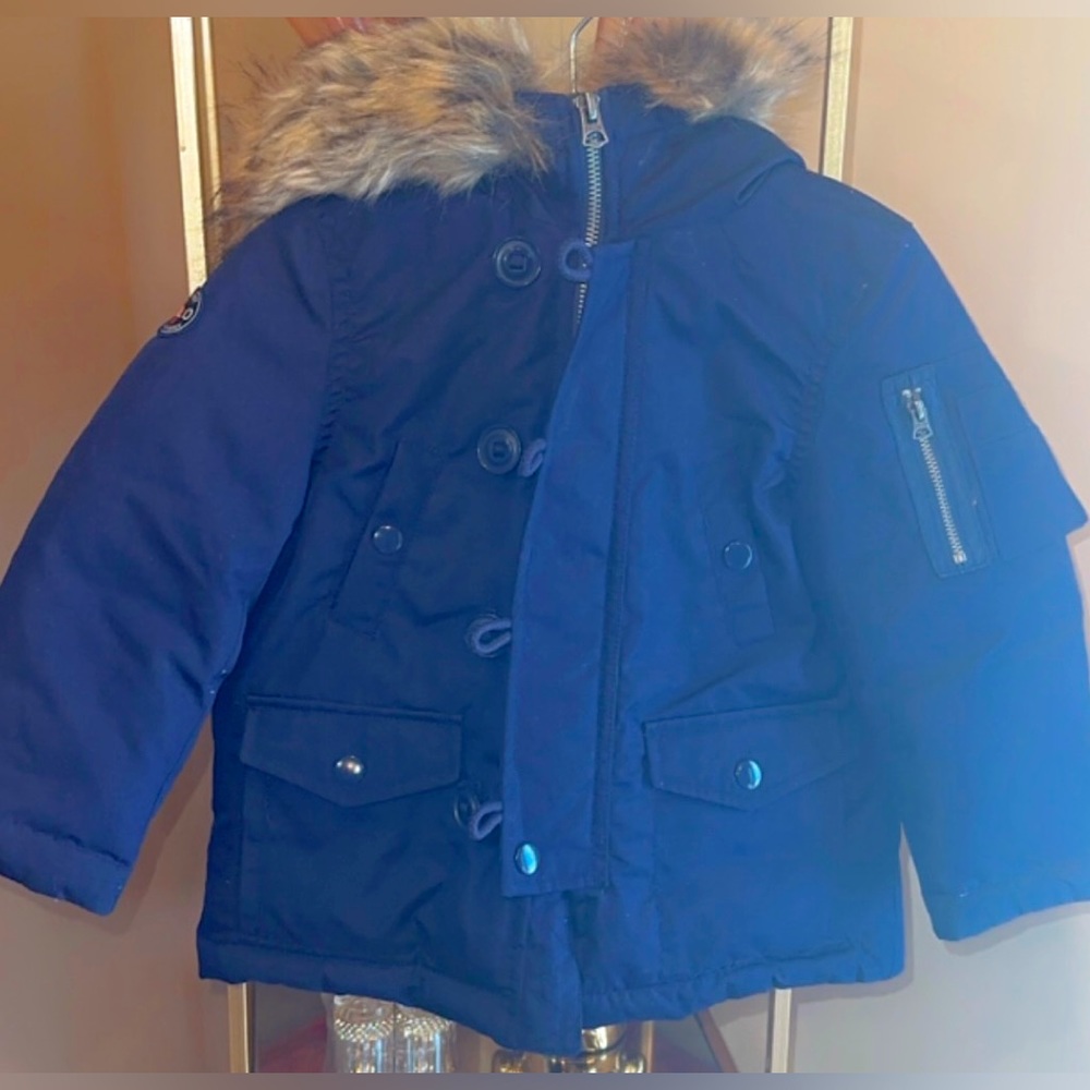 POLO RALPH LAUREN
Toddler Boy's Faux Fur Trim Parka Size US 2T